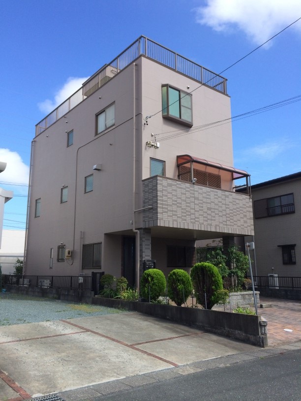 南区地内 学生寮向住宅の売買仲介 (H26)